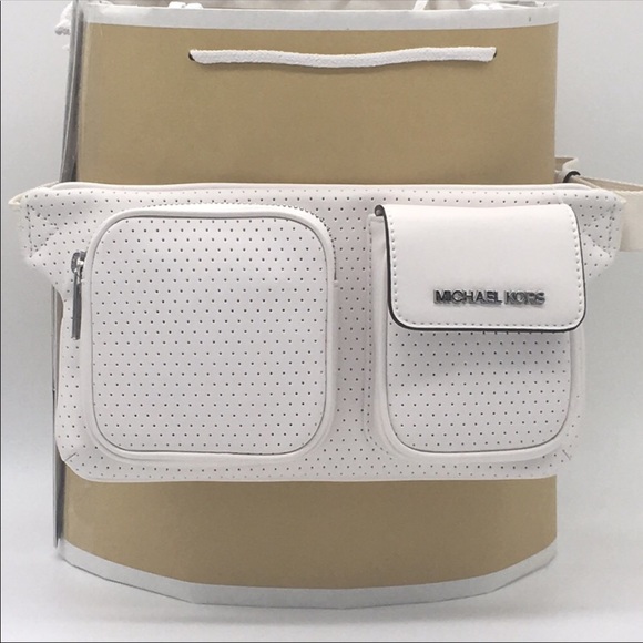 MICHAEL KORS HANOVER MD BELT BAG OPTIC WHITE - Picture 2 of 8